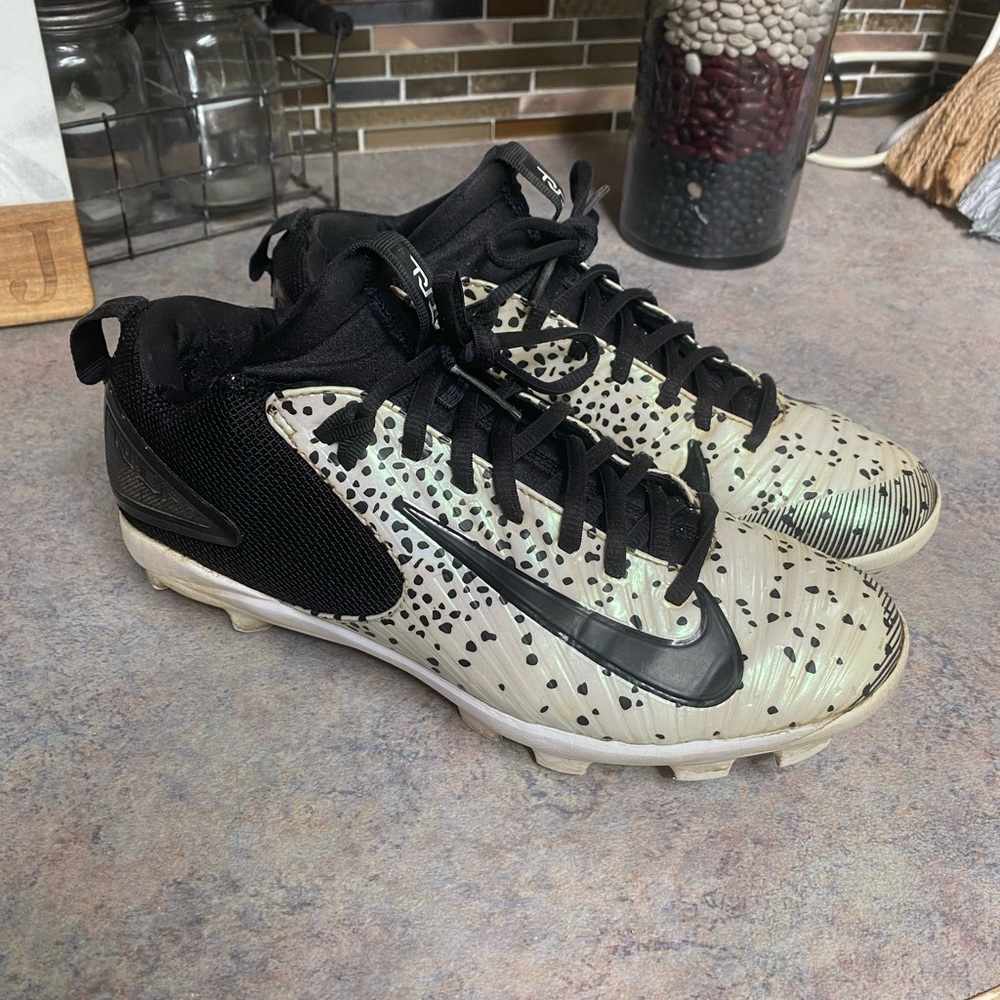 Men’s Nike Mike Trout cleats 7.5